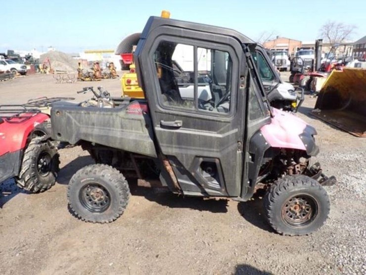 2015-honda-pioneer-700-image-4