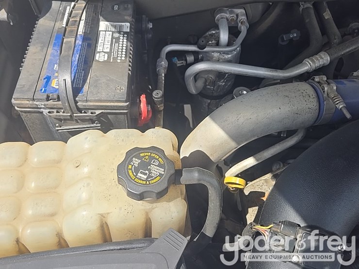 2002-chevrolet-silverado-2500hd-image-40