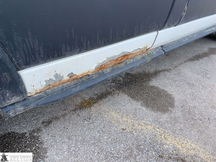 2015-ford-transit-image-25