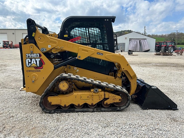 2022-caterpillar-259d3-image-5