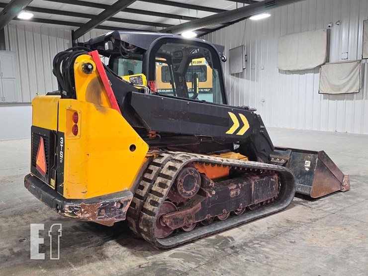 2021-jcb-3ts-8t-image-3