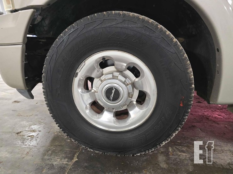 2005-ford-excursion-image-20