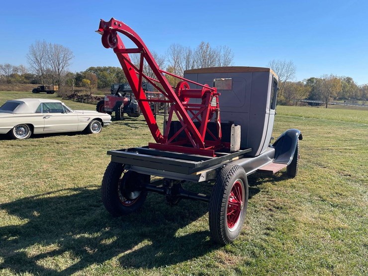 1928-ford-aa-wrecker-truck-image-4
