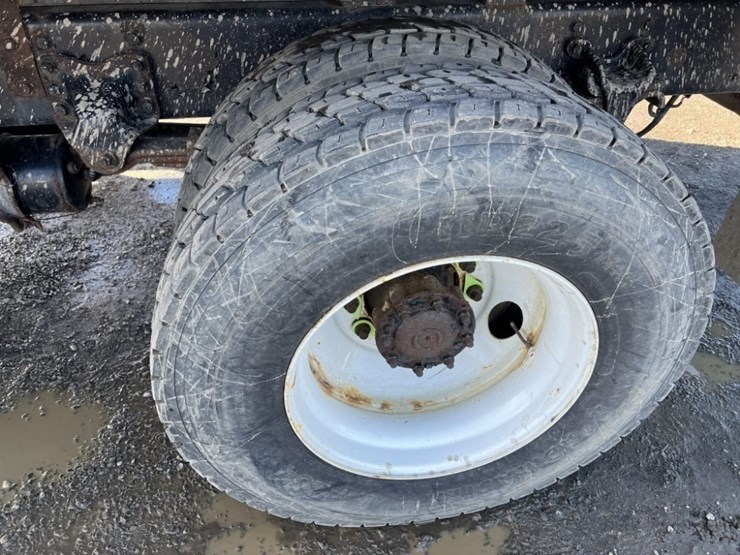 2016-freightliner-m2-s/a-bucket-truck-image-16