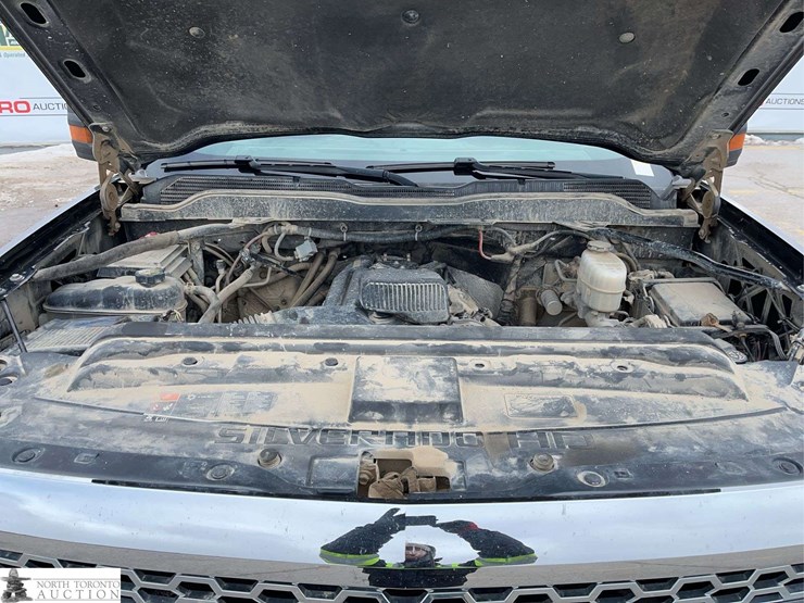 2019-chevrolet-silverado-2500hd-image-10