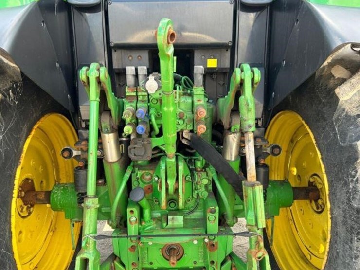 2020-john-deere-6130m-image-40
