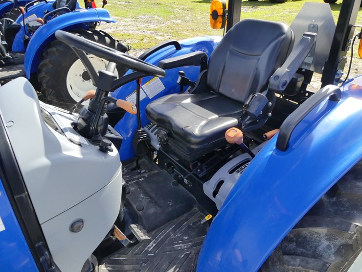 2022-new-holland-boomer-45-image-10