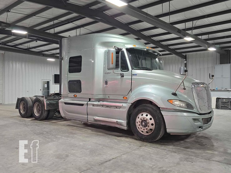 2012-international-prostar-image-2