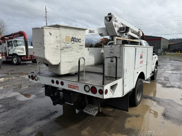 2001-ford-f550-xl-sd-image-4