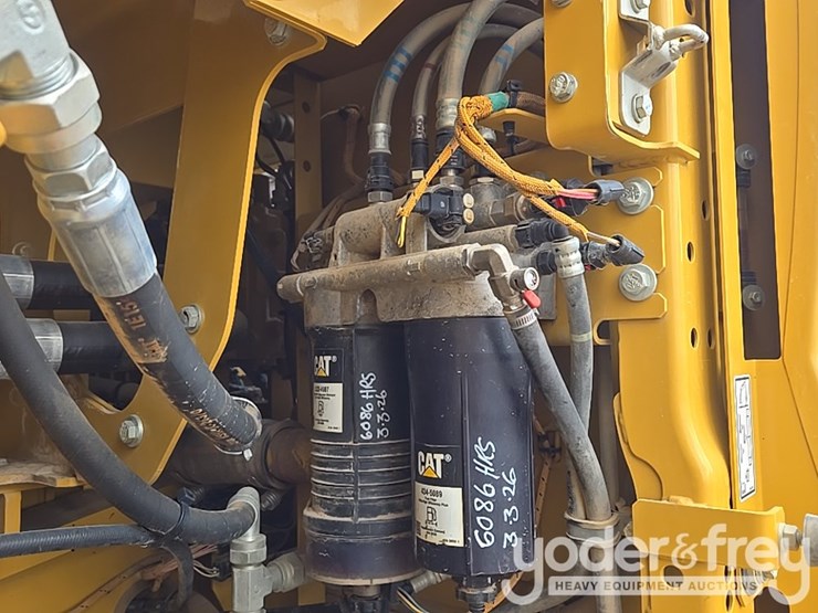 2019-caterpillar-336-image-78