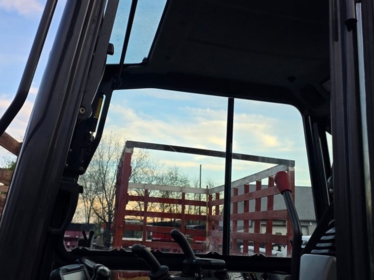 2023-bobcat-e42-image-49