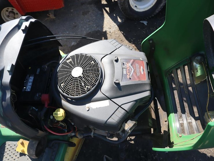 john-deere-120-image-19