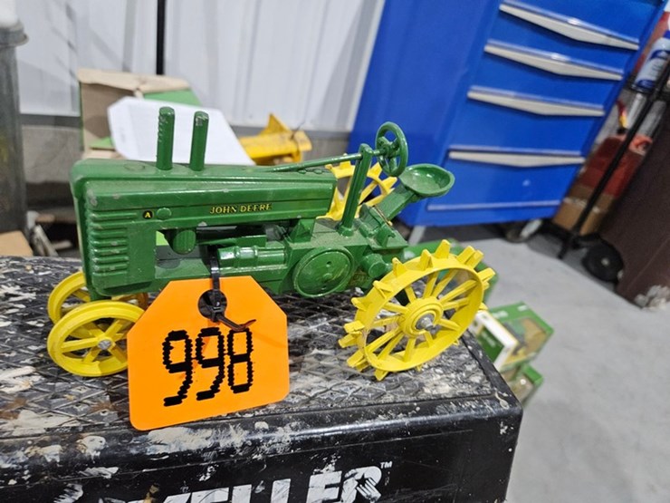 #998-•-john-deere-model-a-1/16-die-cast-toy-tractor-image-1
