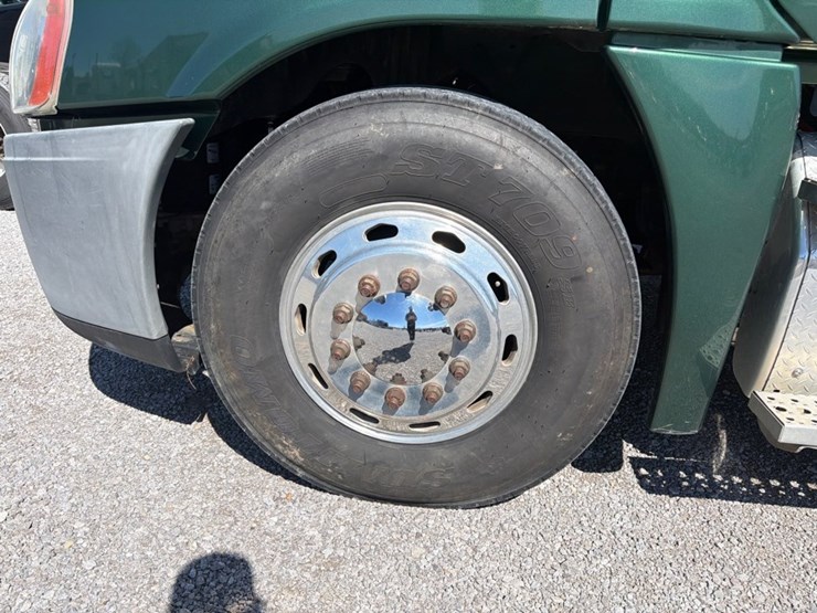 #31953-•-2013-freightliner-tandem-axle-truck-tractor-image-16