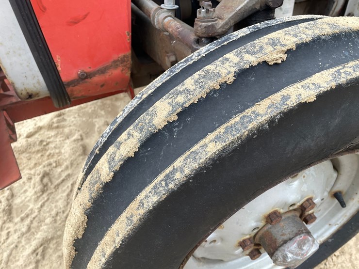 massey-ferguson-230-image-71