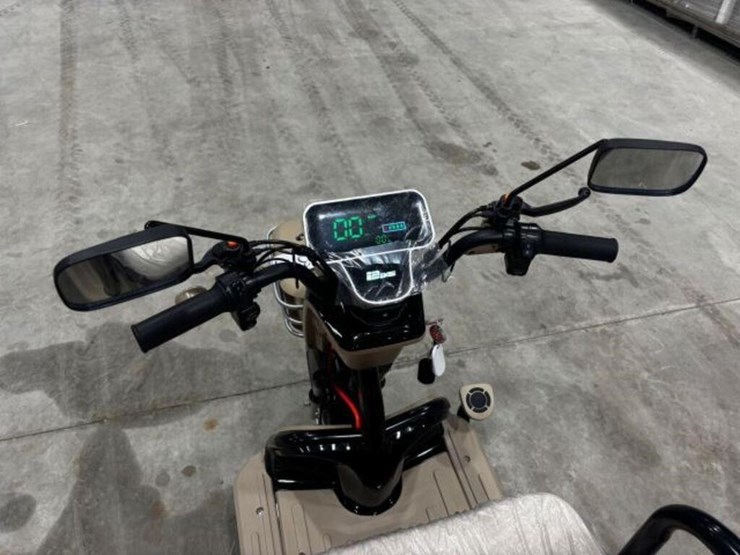 unused-2026-sdlanch-irgc40-electric-tricycle-image-16