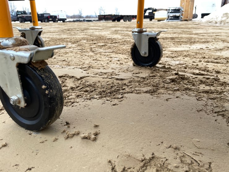 #3949-•-(2)-rolling-metal-carts-image-8