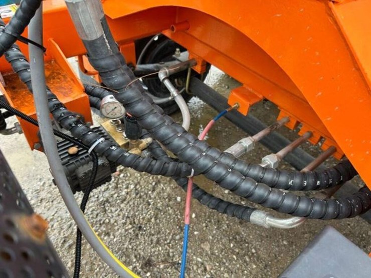 2025-tow-behind-2-cubic-meter-tri/a-concrete-mixer-image-20