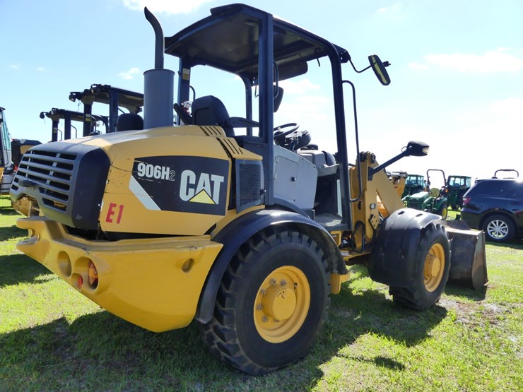 2015-caterpillar-906h2-image-3