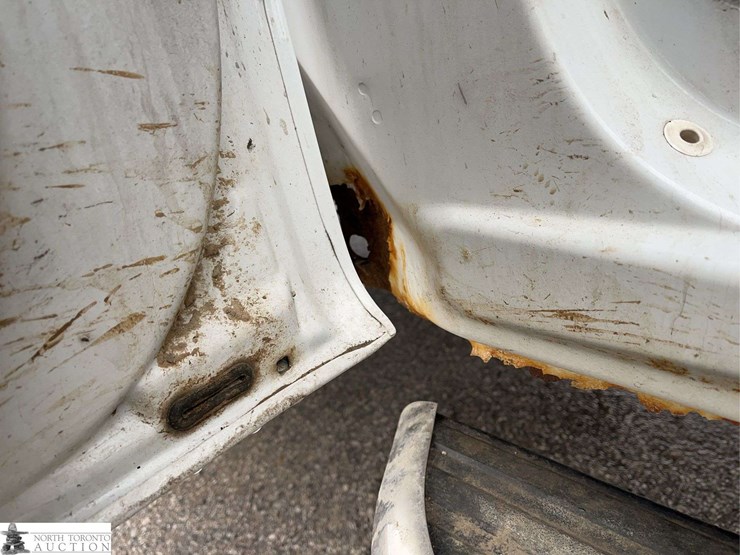 2014-ford-f150-image-35