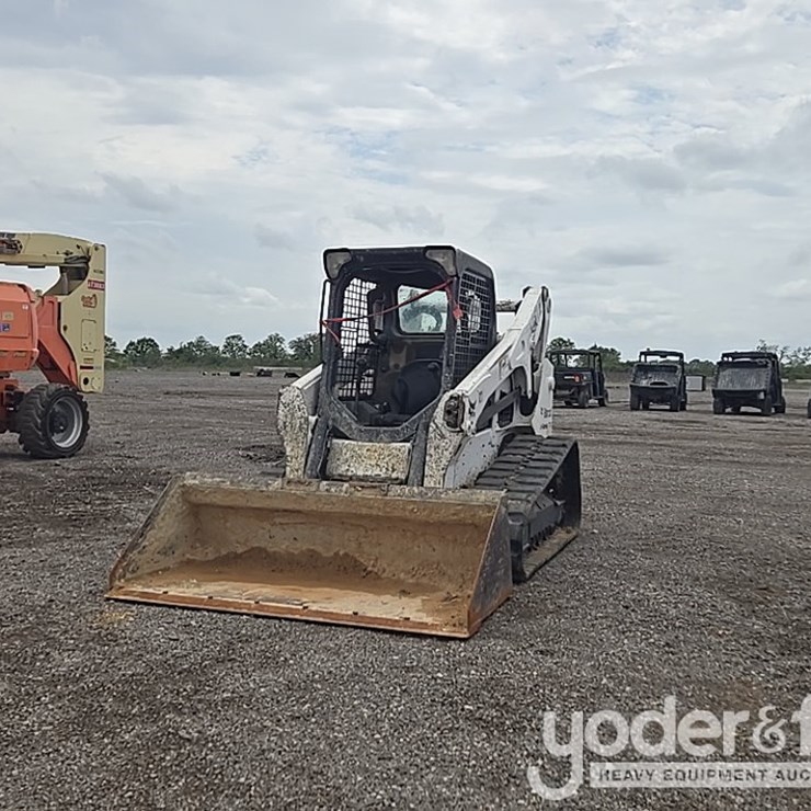 2016 BOBCAT T750