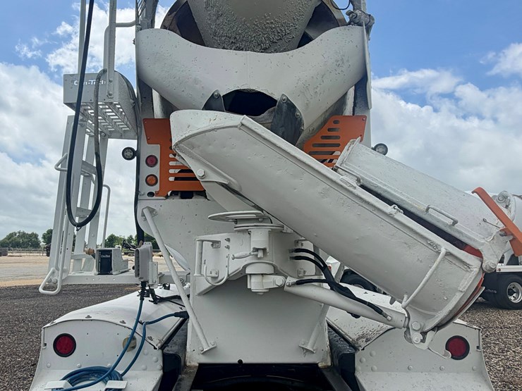 2022-western-star-4700-image-6