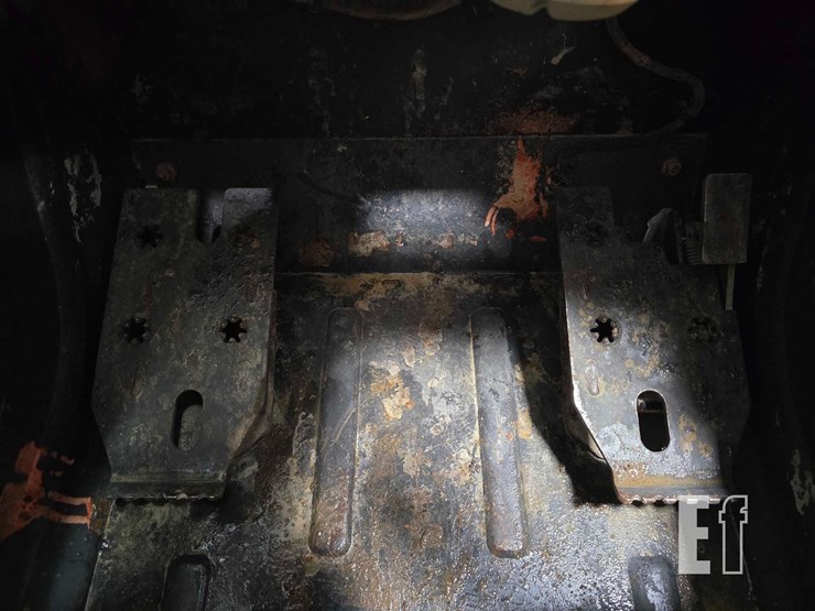 2020-bobcat-t76-image-15