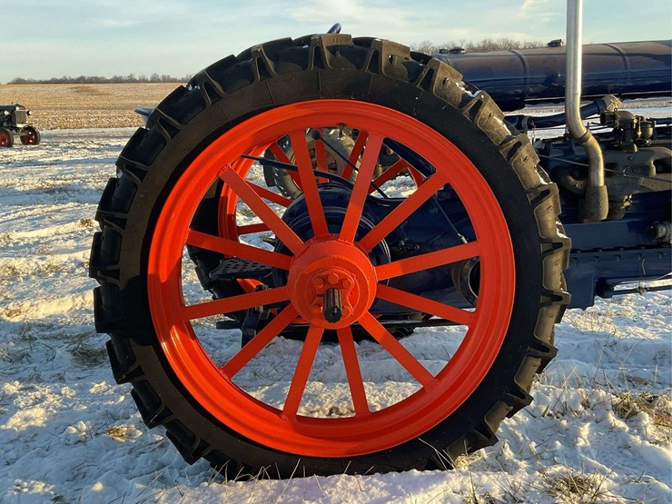 fordson-all-around-image-10