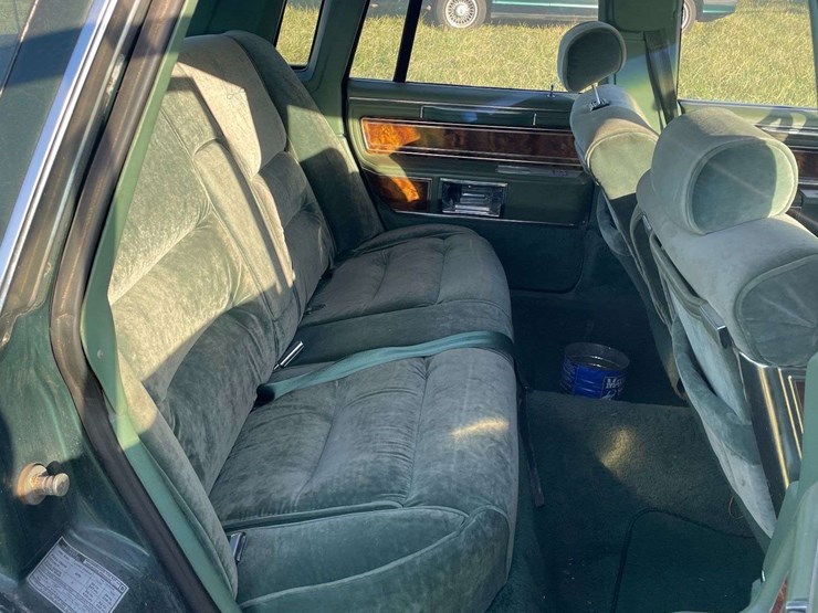 1980-lincoln-continental-town-car-image-53