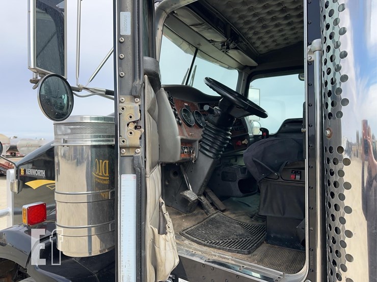 2005-kenworth-t800-image-55