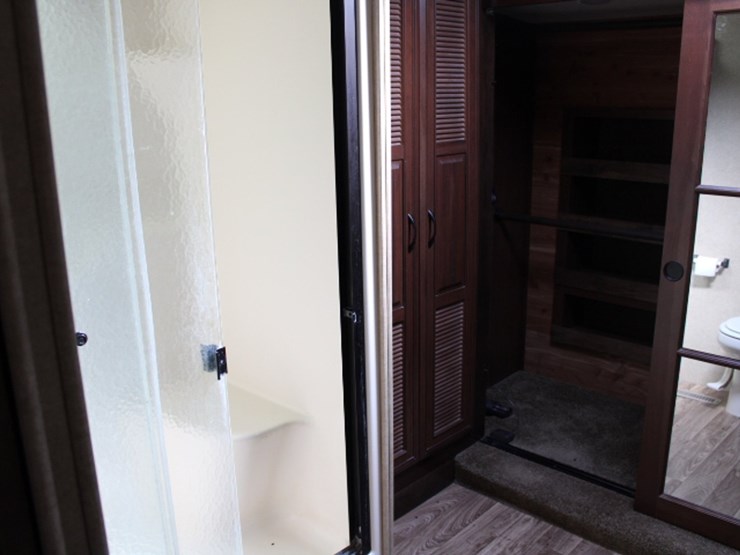 #7364-•-2015-jayco-pinnacle-fifth-wheel-camper-image-21