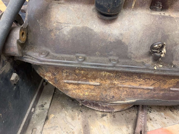 ford-engine-and-parts-image-10