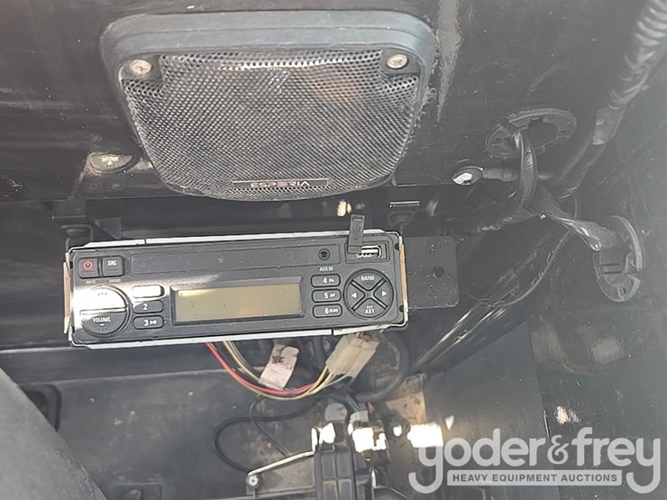 2018-caterpillar-305.5-image-90