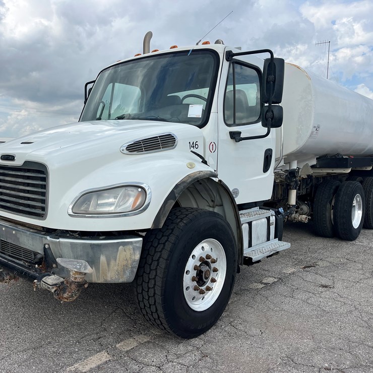 2020 FREIGHTLINER M2 106