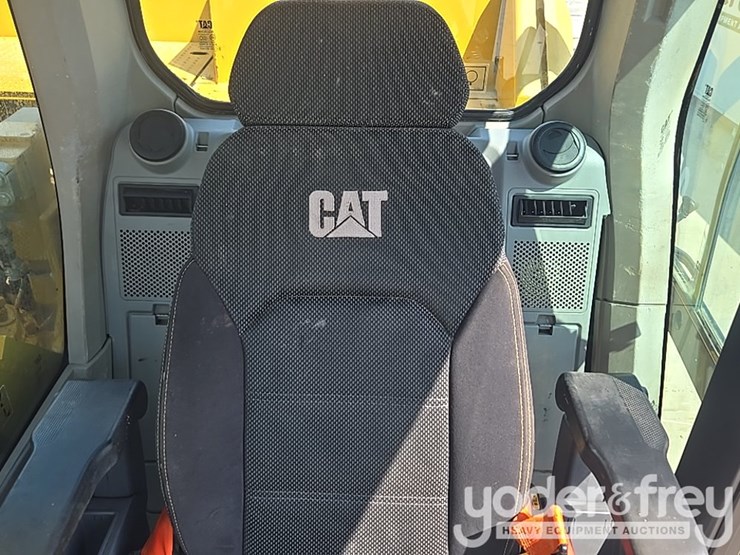 2019-caterpillar-336-image-88