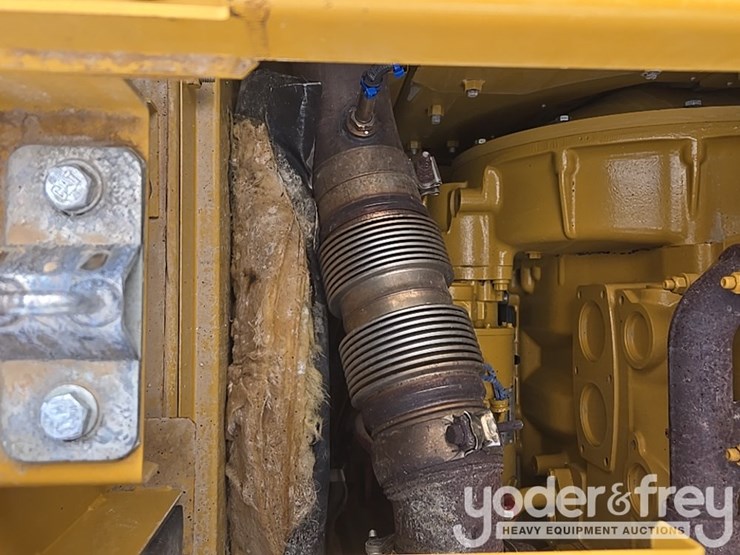 2019-caterpillar-336-image-99