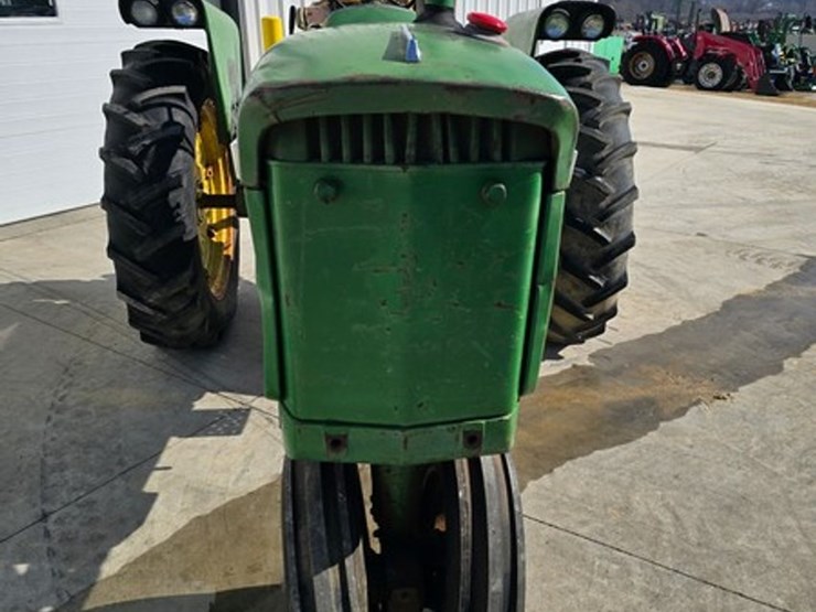 1967-john-deere-2510-image-13