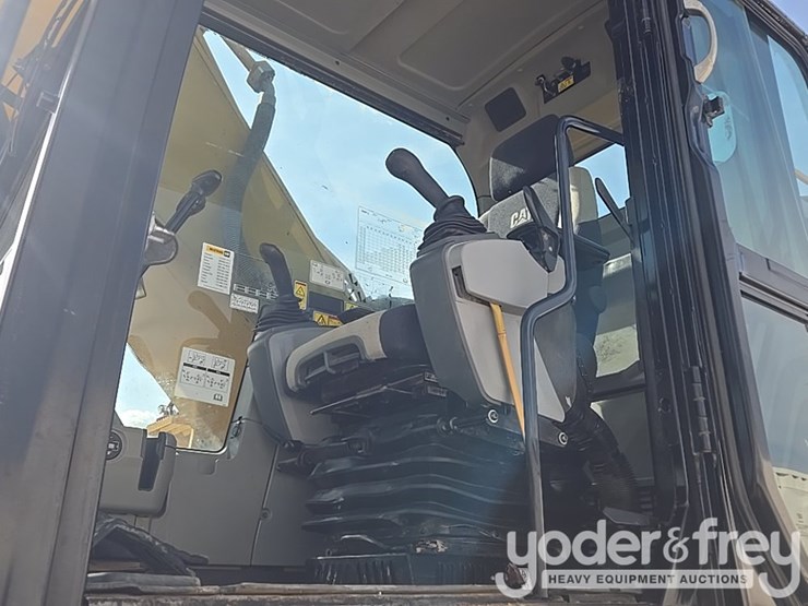 2017-caterpillar-336fl-image-94