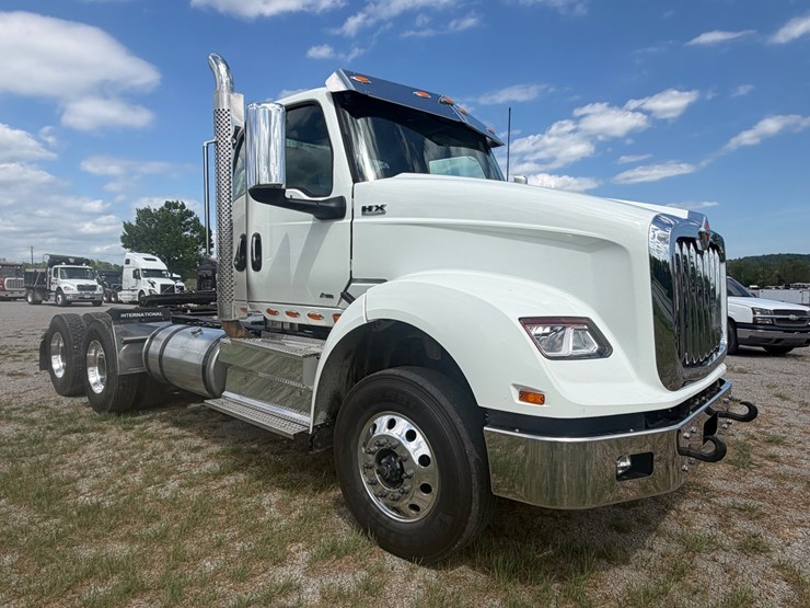 2024-international-hx620-image-2