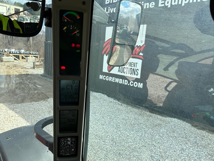 2021-case-ih-vestrum-100-image-25