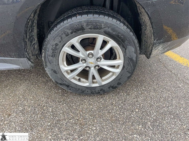 2016-chevrolet-equinox-image-21