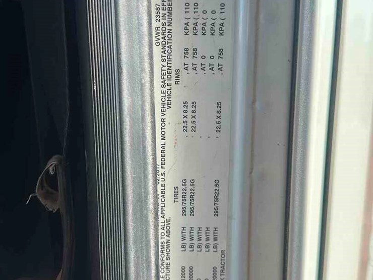 2018-mack-cxu-(pinnacle)-image-12