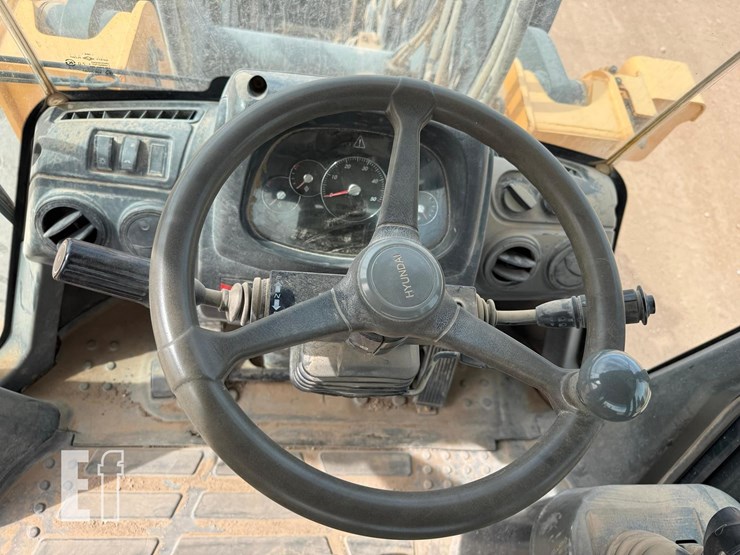 2014-hyundai-hl757tm-9a-image-16