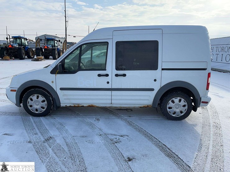 2011-ford-transit-connect-image-8