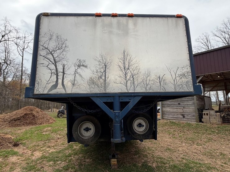 #31730-•-1997-grand-prix-30'-gooseneck-livestock-trailer-image-12