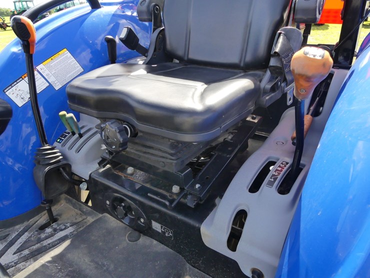 2022-new-holland-boomer-45-image-10