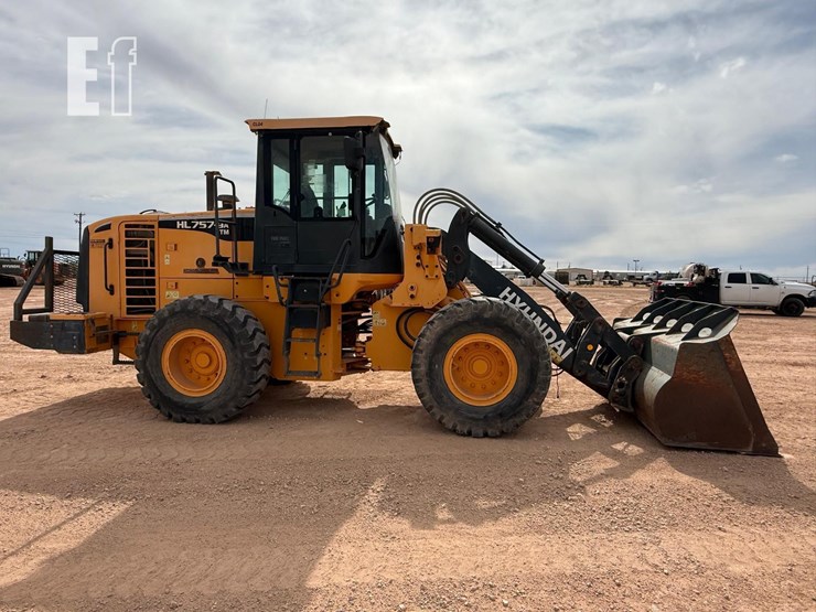 2014-hyundai-hl757tm-9a-image-6