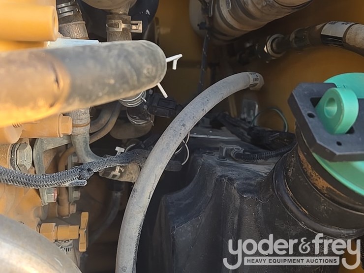 2022-caterpillar-289d3-image-79