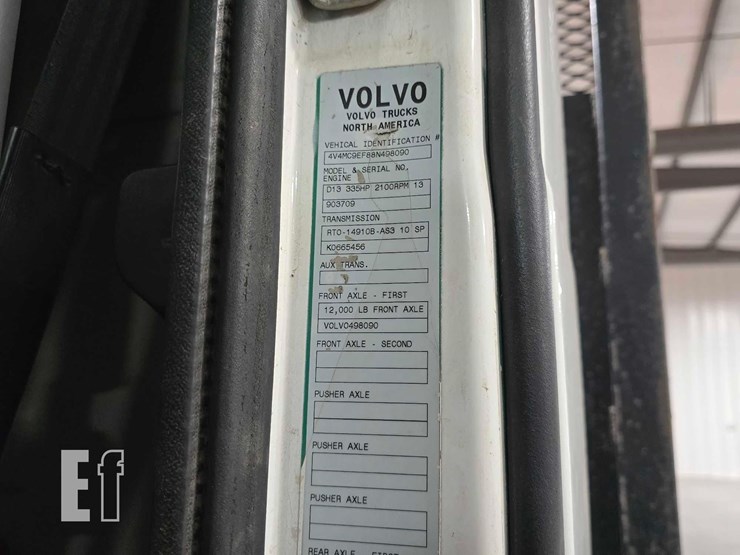 2008-volvo-vnm64200-image-28