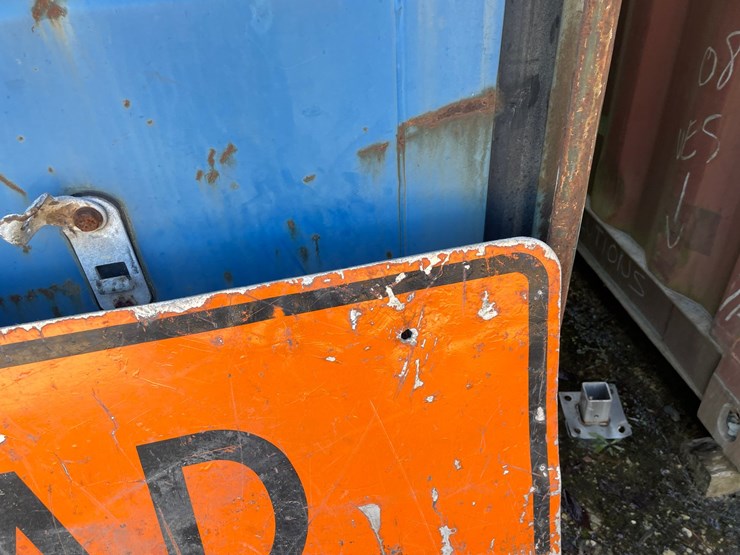 #3931-•-metal-retired-road-sign-image-5